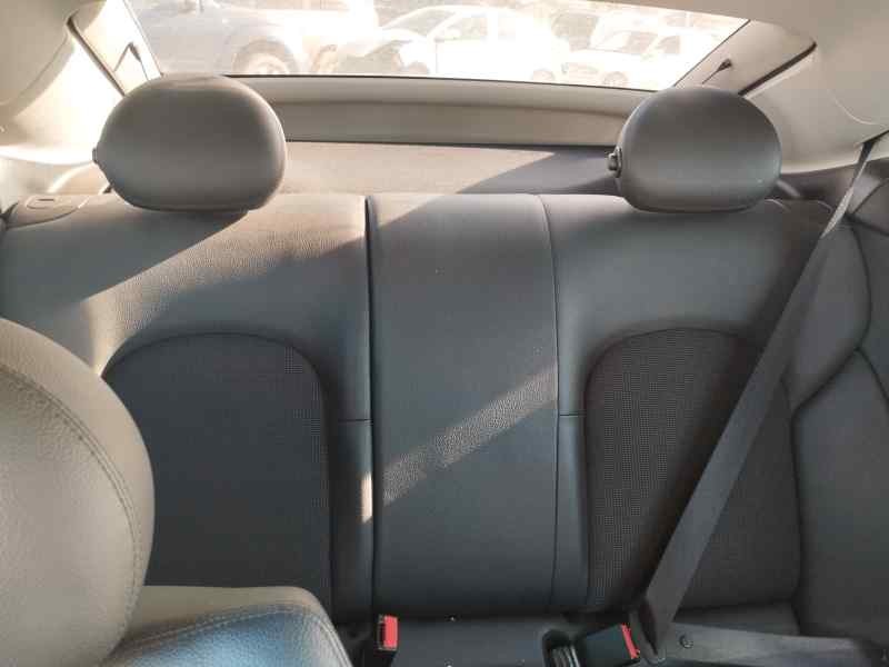 Recambio de asientos traseros para mercedes-benz clase clc (cl203) clc 220 cdi 150 cv referencia OEM IAM   
