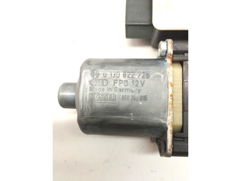 Recambio de motor elevalunas trasero izquierdo para seat leon (5f1) 1.6 tdi referencia OEM IAM 0130822725  