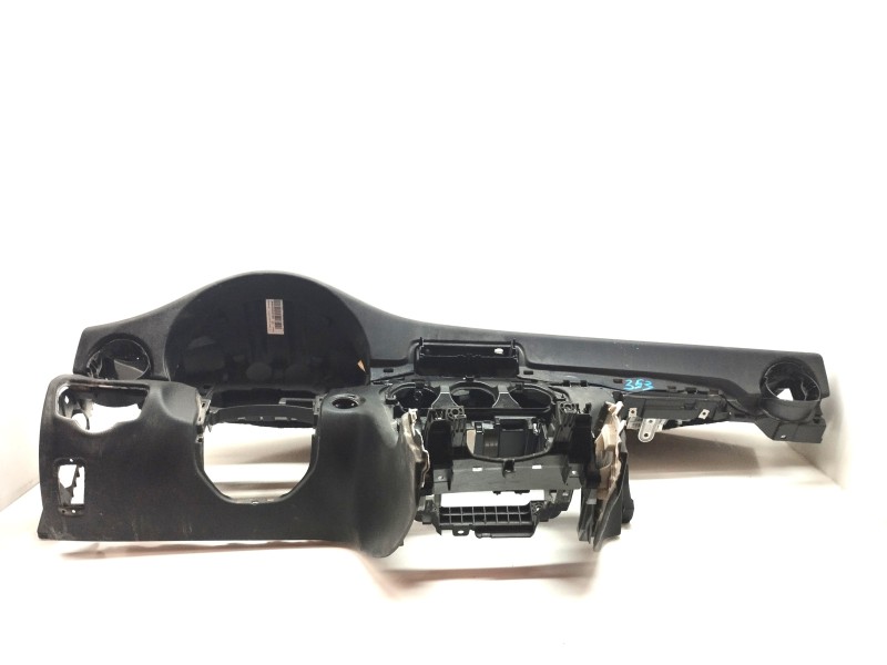 Recambio de salpicadero para mercedes-benz clase c (w205) lim. c 200 d (205.001) referencia OEM IAM A2056801704  