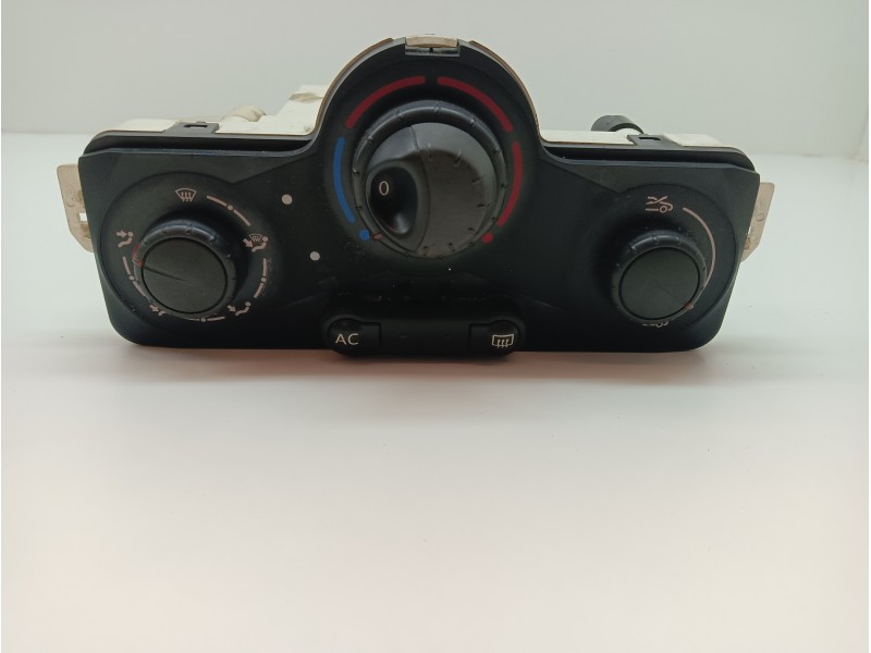 Recambio de mando calefaccion / aire acondicionado para renault modus confort dynamique referencia OEM IAM 030967W  