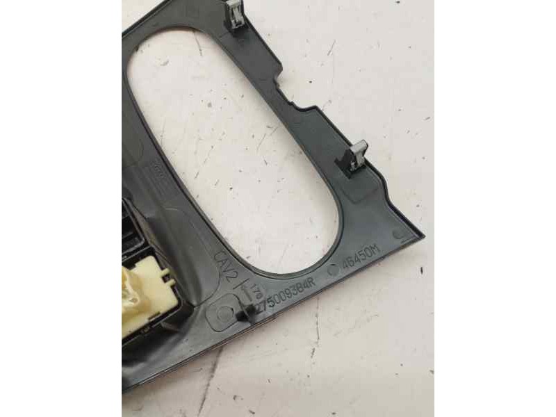 Recambio de mando multifuncion para dacia sandero 1.2 16v 73 cv referencia OEM IAM 275009384R  