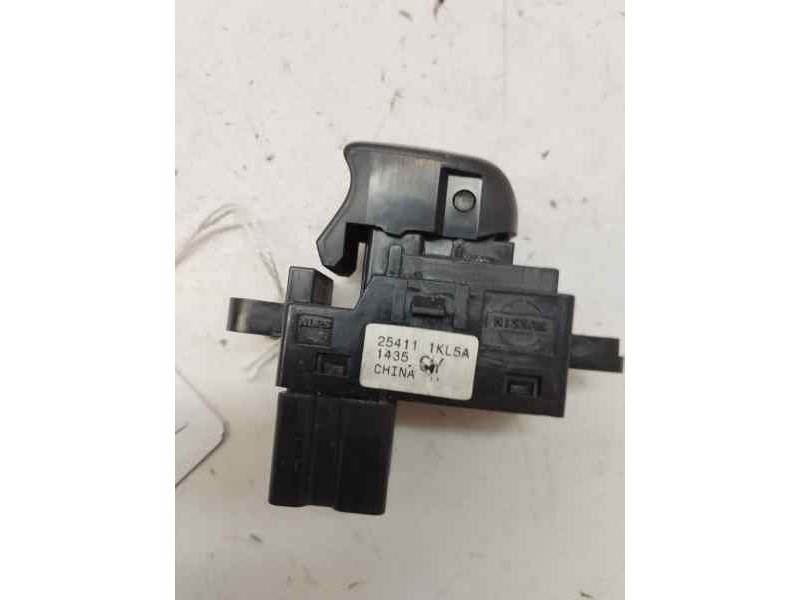 Recambio de mando elevalunas trasero izquierdo para nissan juke (f15) 1.5 dci 110 cv referencia OEM IAM 254111KL5A  
							