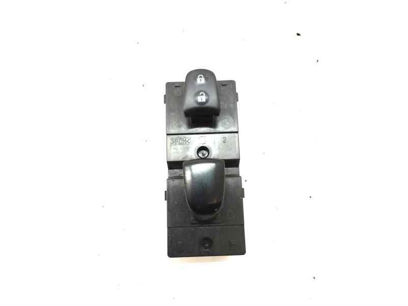 Recambio de mando elevalunas delantero derecho para nissan juke (f15) 1.5 dci 110 cv referencia OEM IAM 254111KA5A  
							