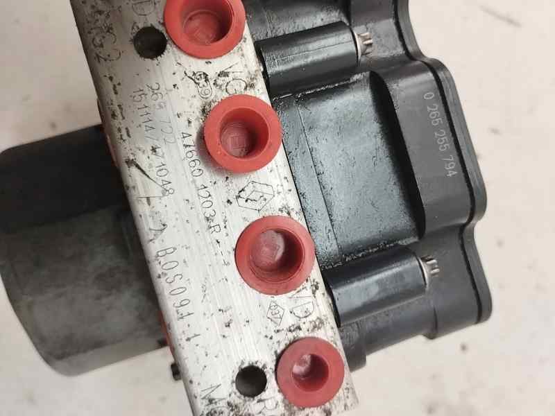 Recambio de abs para dacia sandero 1.2 16v 73 cv referencia OEM IAM 476601203R  