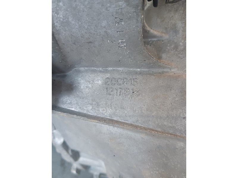 Recambio de caja cambios para peugeot 208 1.2 12v vti referencia OEM IAM 20CR15  