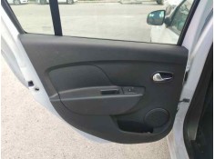 Recambio de guarnecido puerta trasera izquierda para dacia logan ii 1.5 dci 95 cv referencia OEM IAM   