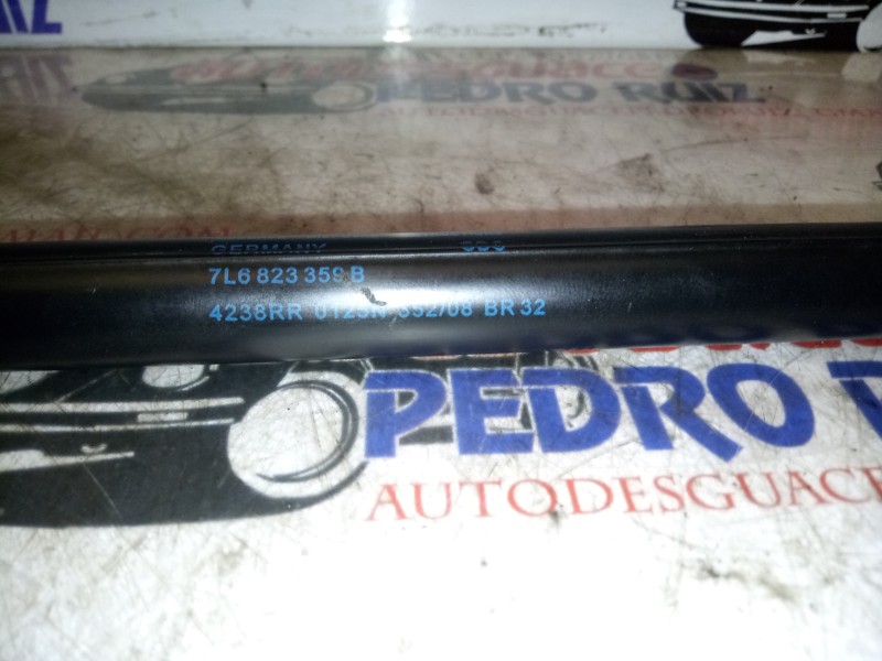 Recambio de amortiguadores capo para volkswagen touareg (7l6) 3.0 v6 tdi dpf referencia OEM IAM 7L6823359  
							