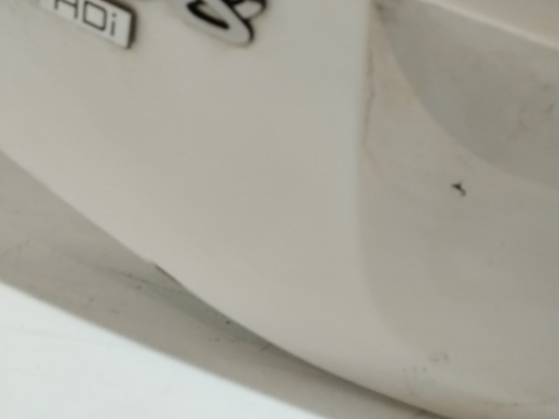 Recambio de porton trasero para peugeot 208 1.6 16v hdi fap referencia OEM IAM   