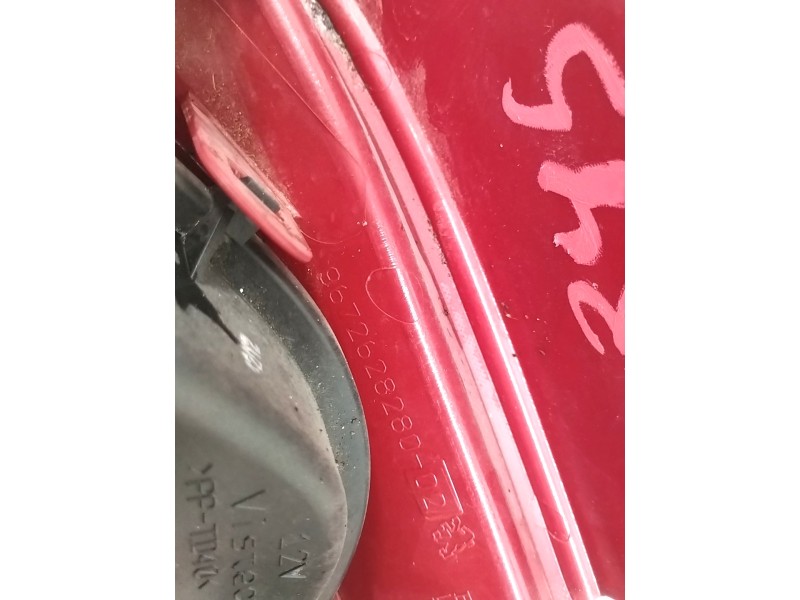 Recambio de piloto trasero izquierdo para peugeot 208 1.6 16v hdi fap referencia OEM IAM 967262828002  