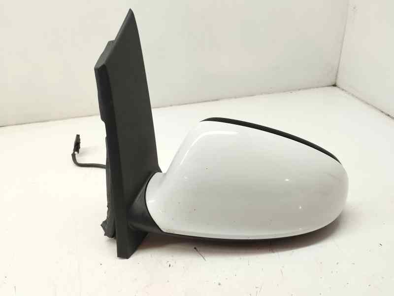 Recambio de retrovisor izquierdo para opel astra j lim. 1.7 cdti 131 cv referencia OEM IAM 13302739  
							