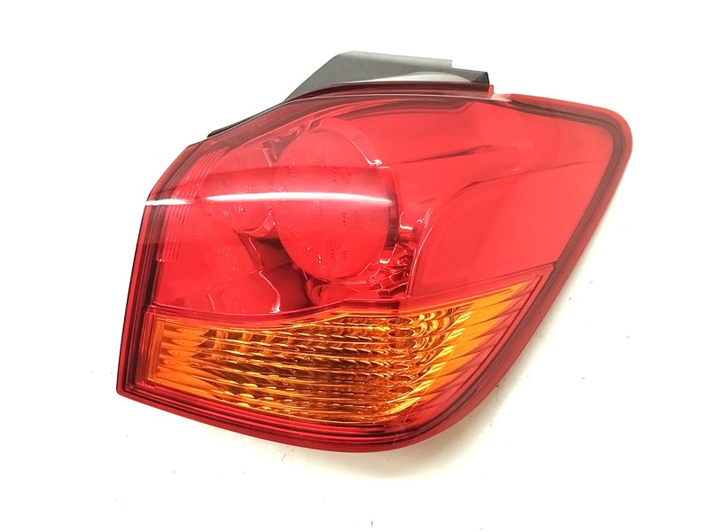Recambio de piloto trasero derecho para mitsubishi asx (ga0w) 1.6 cat referencia OEM IAM A046040  
							