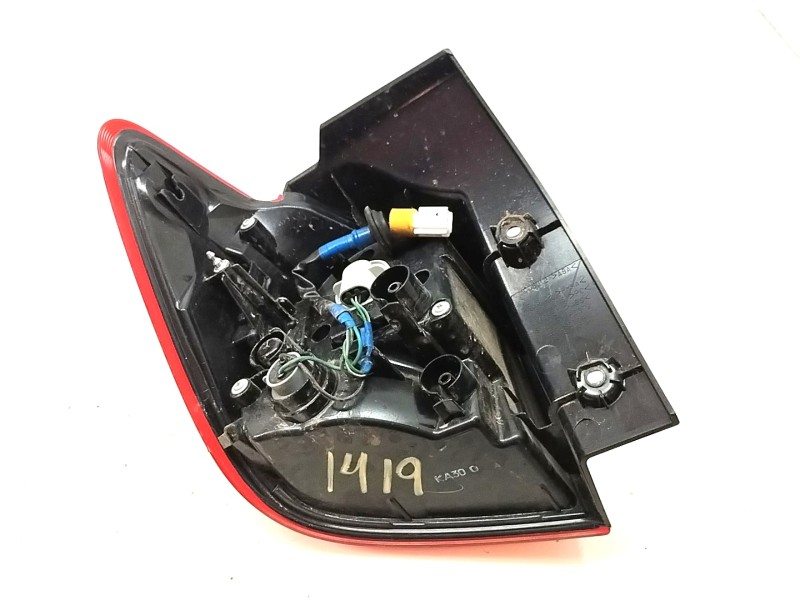 Recambio de piloto trasero derecho para mitsubishi asx (ga0w) 1.6 cat referencia OEM IAM A046040  