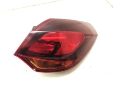 Recambio de piloto trasero derecho para opel astra j lim. 1.7 cdti 131 cv referencia OEM IAM 13306460  