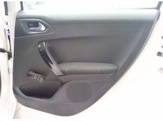 Recambio de guarnecido puerta trasera derecha para peugeot 208 1.6 16v hdi fap referencia OEM IAM   