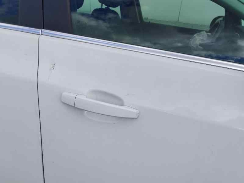 Recambio de puerta delantera derecha para opel astra j lim. 1.7 cdti 131 cv referencia OEM IAM   