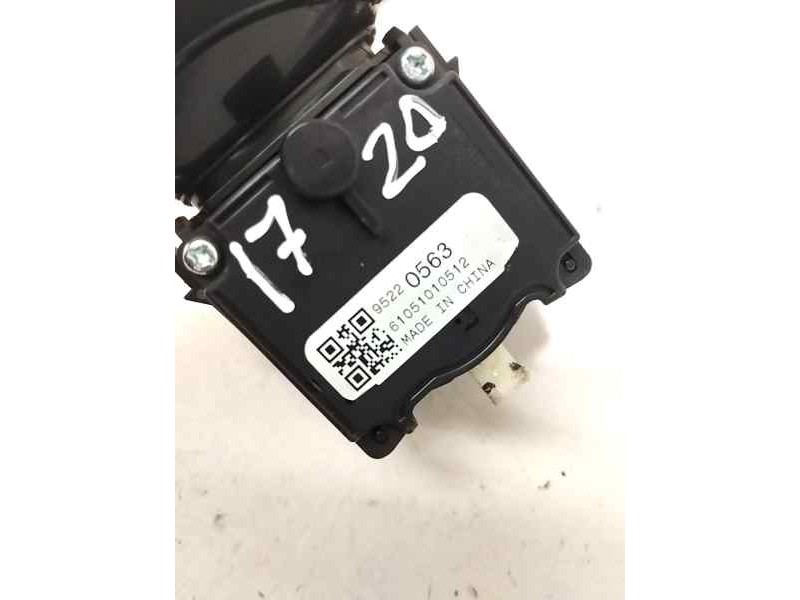 Recambio de mando multifuncion para opel insignia a sedán (g09) 1.6 cdti (69) referencia OEM IAM 95220563  