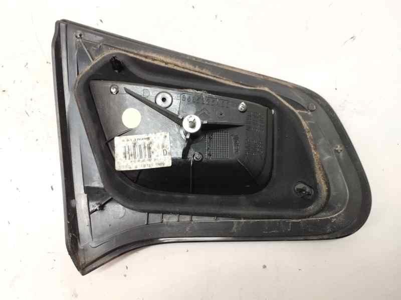 Recambio de piloto trasero derecho interior para citroën c3 1.4 hdi referencia OEM IAM 9685225480   Recambio de piloto trasero derecho interior para citroën c3 1.4 hdi referencia OEM IAM 9685225480