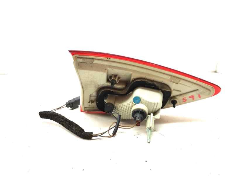 Recambio de piloto trasero derecho interior para ford kuga (cbs) 2.0 tdci cat referencia OEM IAM CV4413A602BG  
							