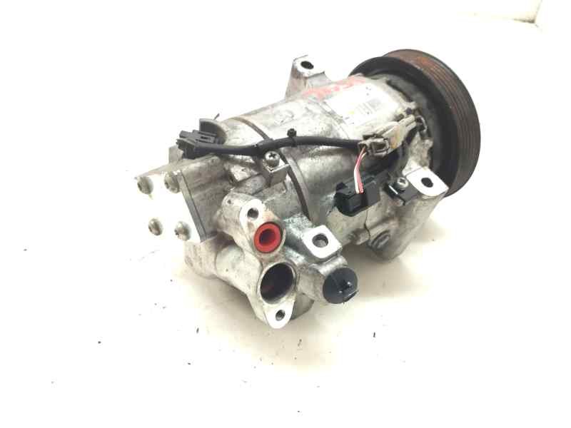 Recambio de compresor aire acondicionado para renault clio iv grandtour business referencia OEM IAM 926008582R  