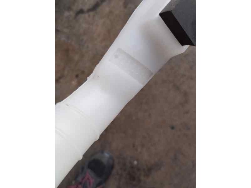 Recambio de deposito limpia para fiat 500 312 referencia OEM IAM 52109341  
							