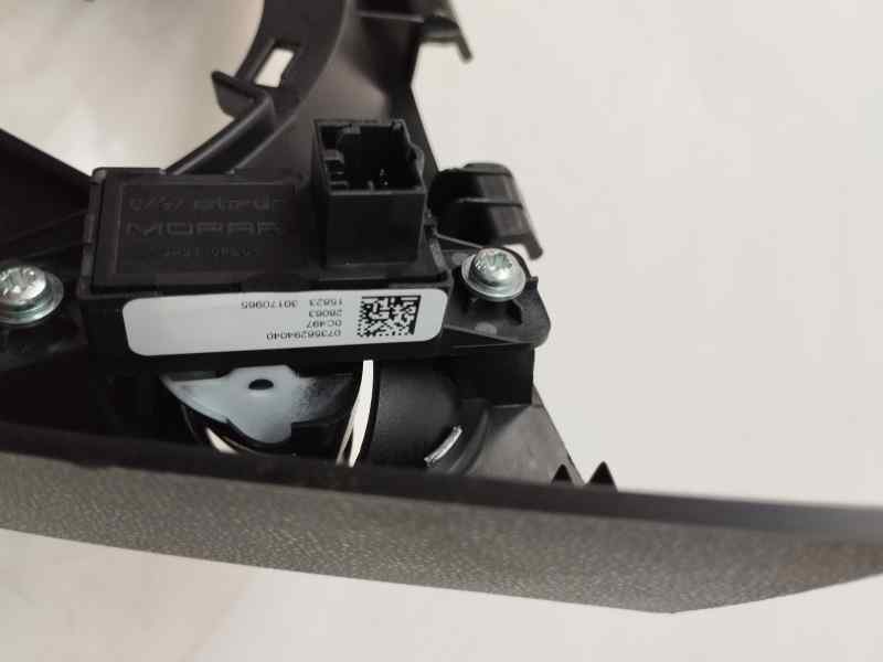 Recambio de mando elevalunas delantero izquierdo para fiat 500 312 referencia OEM IAM 07356294040  