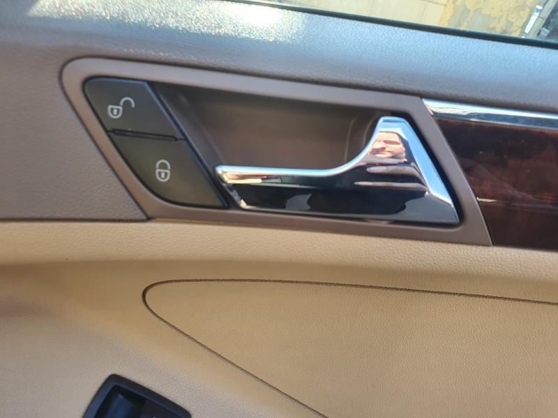 Recambio de maneta interior delantera derecha para mercedes-benz clase m (w164) 4.0 cdi referencia OEM IAM   
							