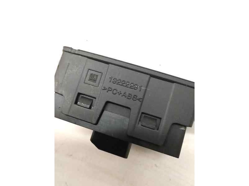 Recambio de mando elevalunas trasero izquierdo para opel insignia a sedán (g09) 1.6 cdti (69) referencia OEM IAM 13222231  