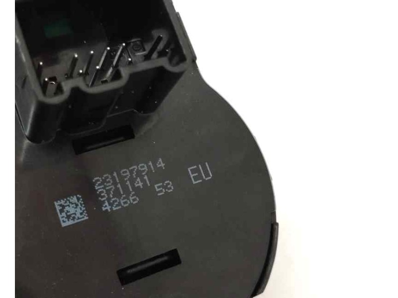 Recambio de mando luces para opel insignia a sedán (g09) 2.0 cdti (69) referencia OEM IAM 23197914  