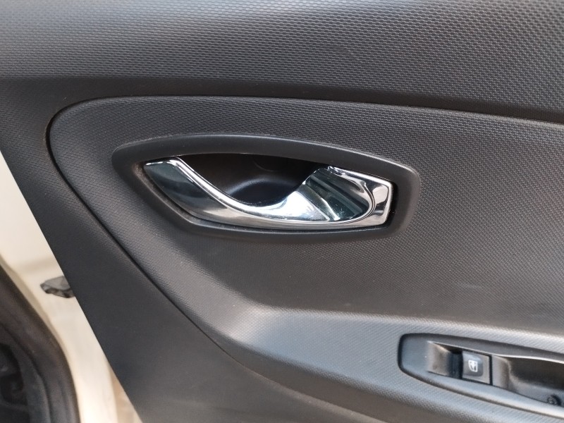 Recambio de maneta interior trasera derecha para renault captur 1.5 dci diesel fap energy referencia OEM IAM   
							