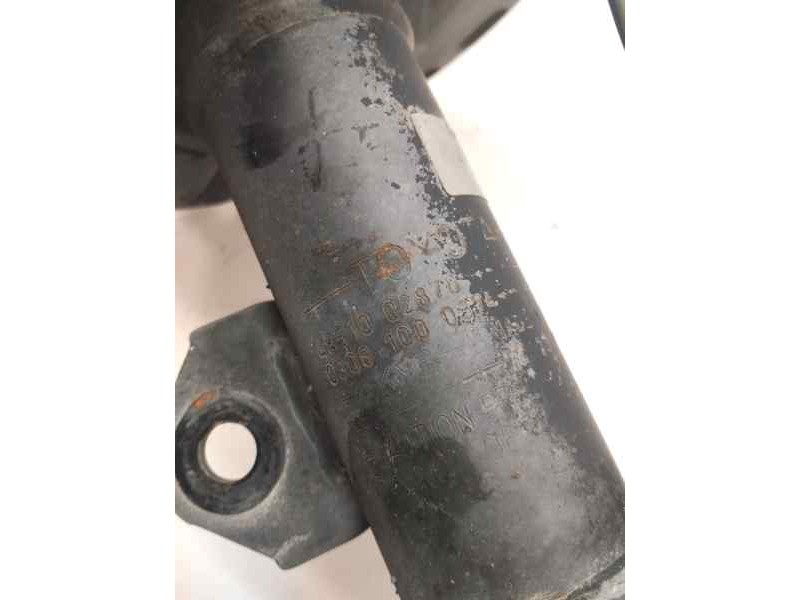 Recambio de amortiguador delantero derecho para toyota auris 1.4 turbodiesel cat referencia OEM IAM 4851002870  