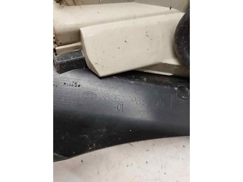 Recambio de piloto trasero izquierdo para opel insignia berlina 2.0 cdti 131 cv referencia OEM IAM 168352  