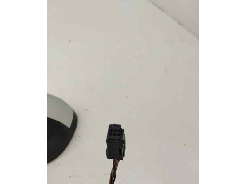Recambio de retrovisor izquierdo para citroën c3 1.2 vti 82 cv referencia OEM IAM   