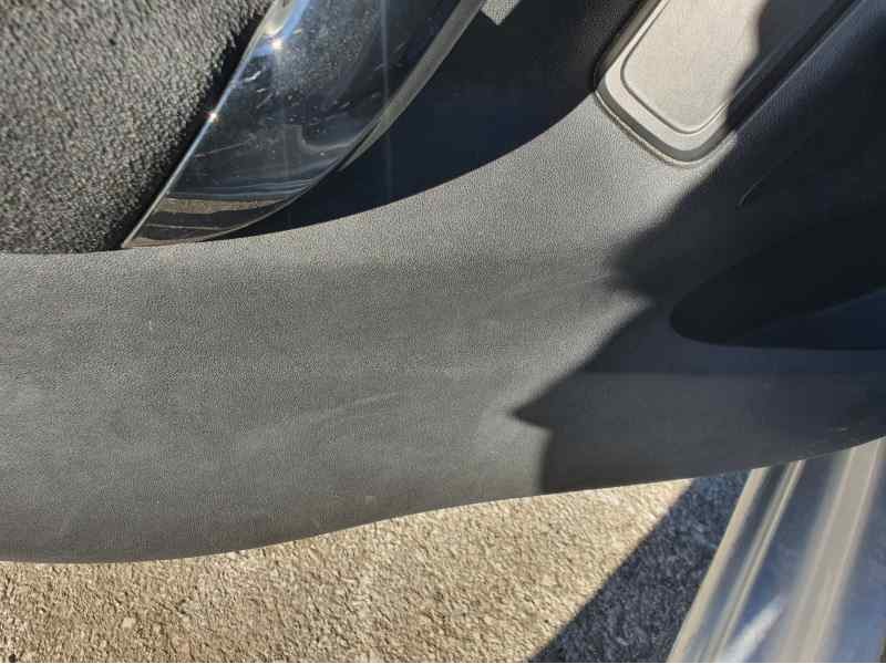 Recambio de guarnecido puerta delantera izquierda para citroën c3 1.2 vti 82 cv referencia OEM IAM   