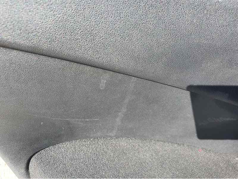 Recambio de guarnecido puerta trasera izquierda para citroën c3 1.2 vti 82 cv referencia OEM IAM   