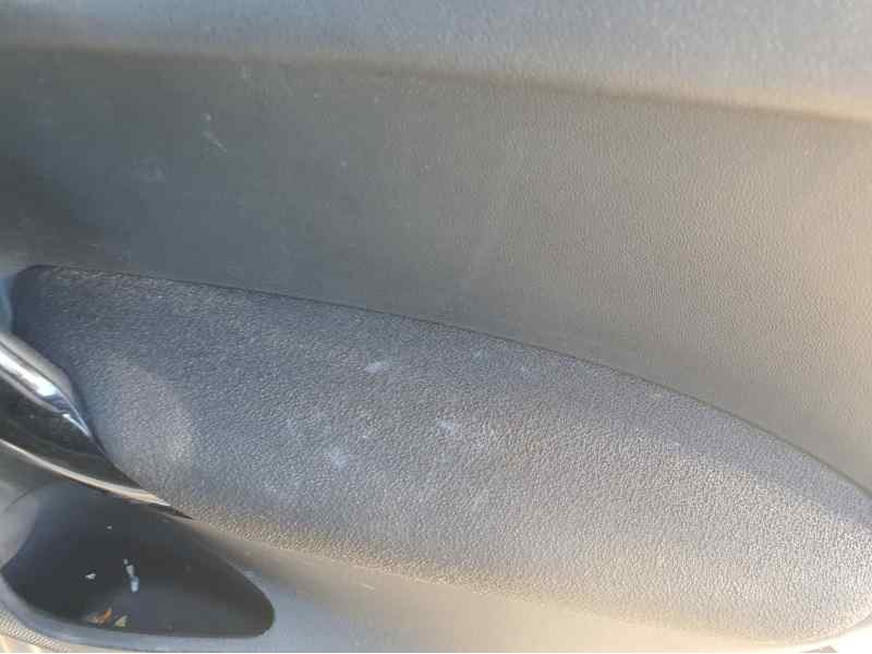 Recambio de guarnecido puerta trasera derecha para citroën c3 1.2 vti 82 cv referencia OEM IAM   