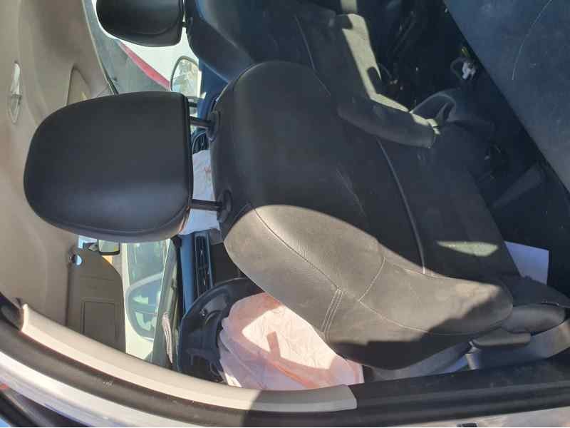 Recambio de asiento delantero izquierdo para citroën c3 1.2 vti 82 cv referencia OEM IAM   