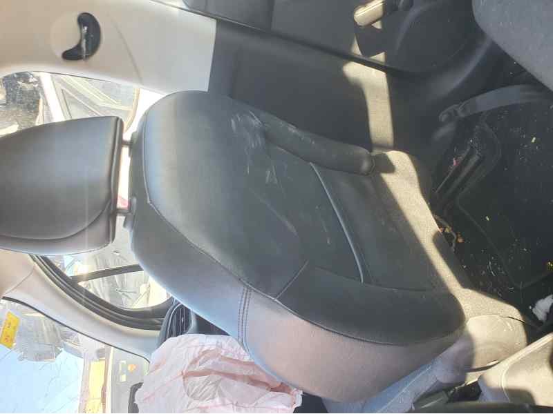 Recambio de asiento delantero derecho para citroën c3 1.2 vti 82 cv referencia OEM IAM   
