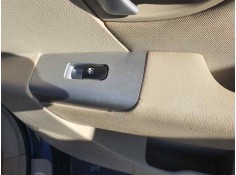Recambio de mando elevalunas trasero derecho para hyundai santa fe (bm) 2.2 crdi 155 cv referencia OEM IAM   