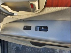 Recambio de mando elevalunas delantero derecho para hyundai santa fe (bm) 2.2 crdi 155 cv referencia OEM IAM   