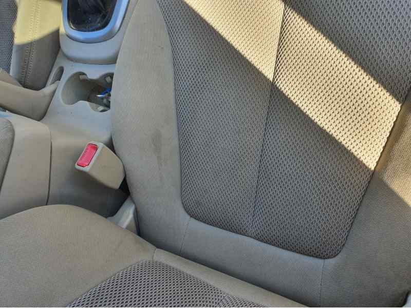 Recambio de asiento delantero derecho para hyundai santa fe (bm) 2.2 crdi 155 cv referencia OEM IAM   
							