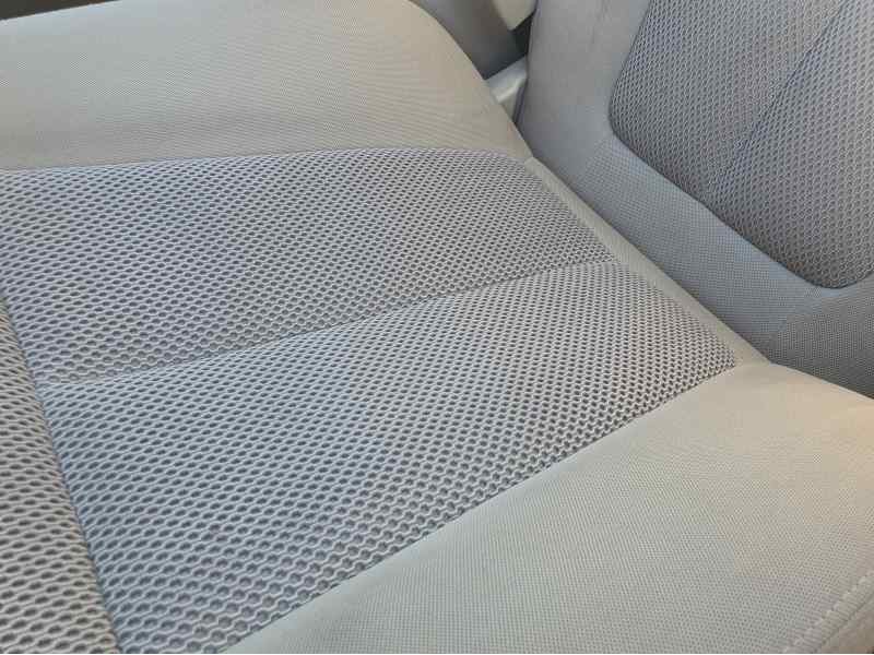 Recambio de asiento delantero derecho para hyundai santa fe (bm) 2.2 crdi 155 cv referencia OEM IAM   
							