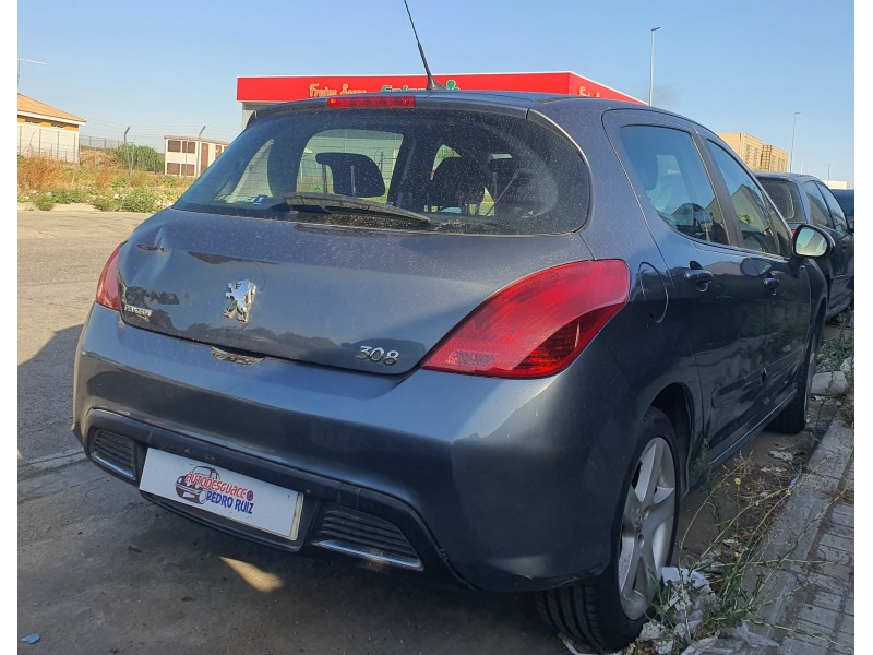 peugeot 308 del año 2008