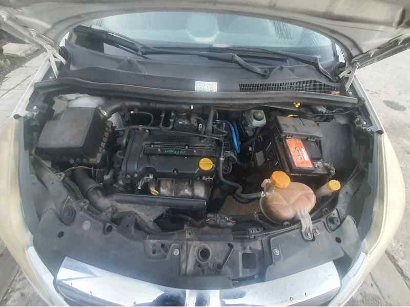 opel corsa d del año 2008