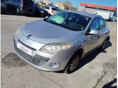 renault megane iii berlina 5 p del año 2010