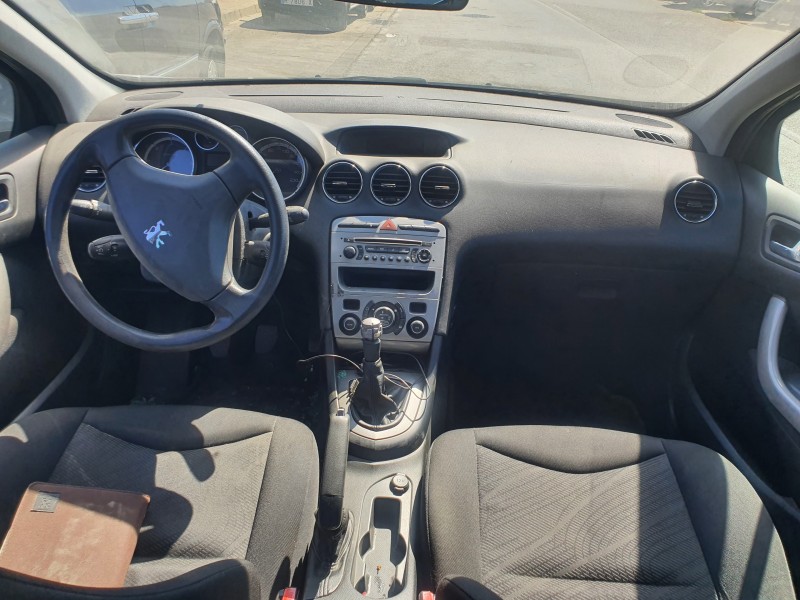 peugeot 308 del año 2010