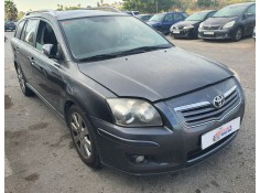 toyota avensis wagon (t25) del año 2008 2