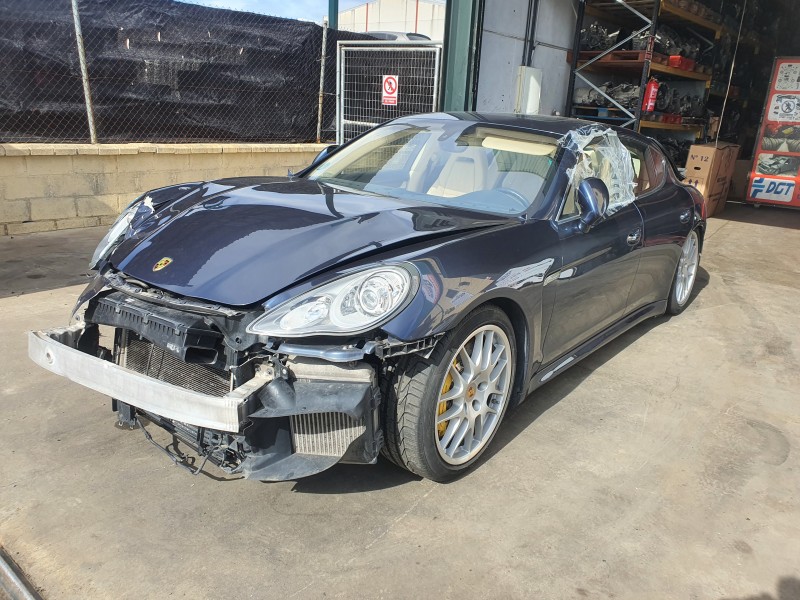 porsche panamera del año 2020
