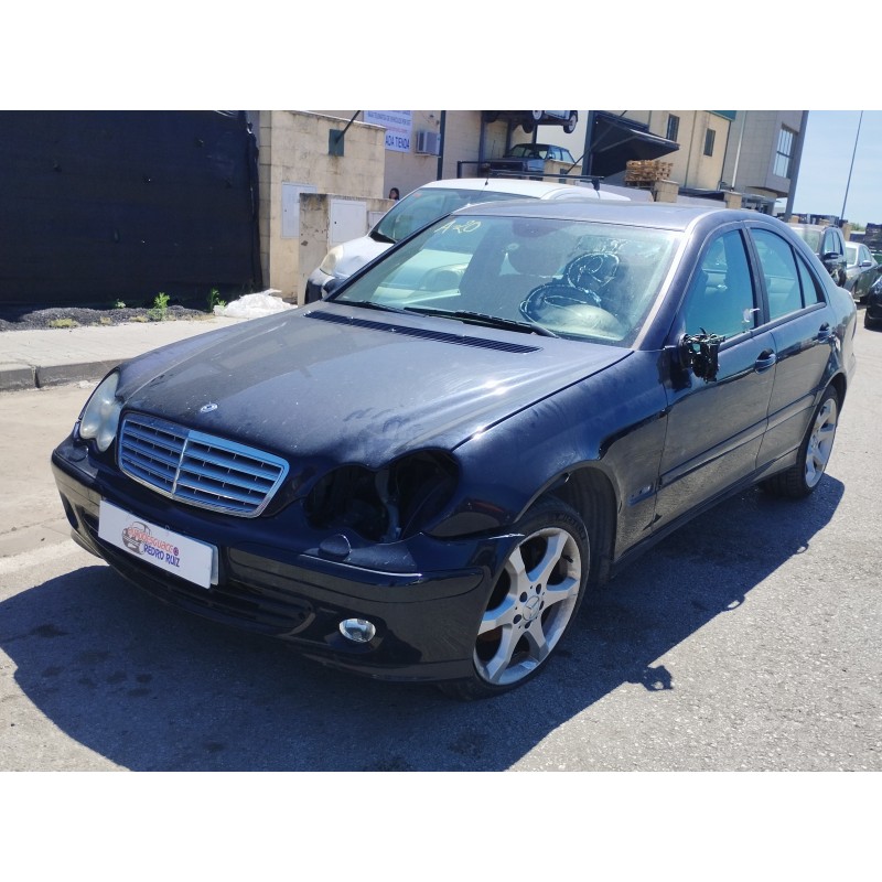 mercedes-benz clase c (w203) berlina del año 2006
							