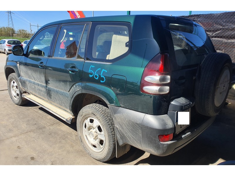 toyota land cruiser (j12) del año 2004