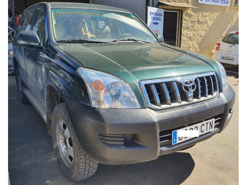 toyota land cruiser (j12) del año 2004